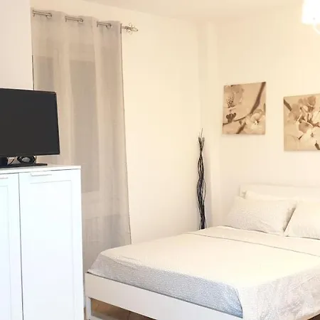Διαμέρισμα Philips Centro Citta Corso Italia *